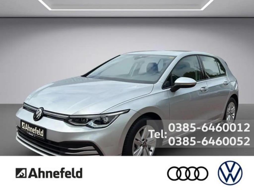 Volkswagen Golf 2023 Benzine