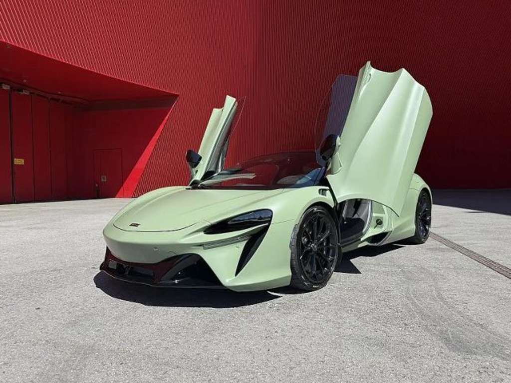 McLaren Artura