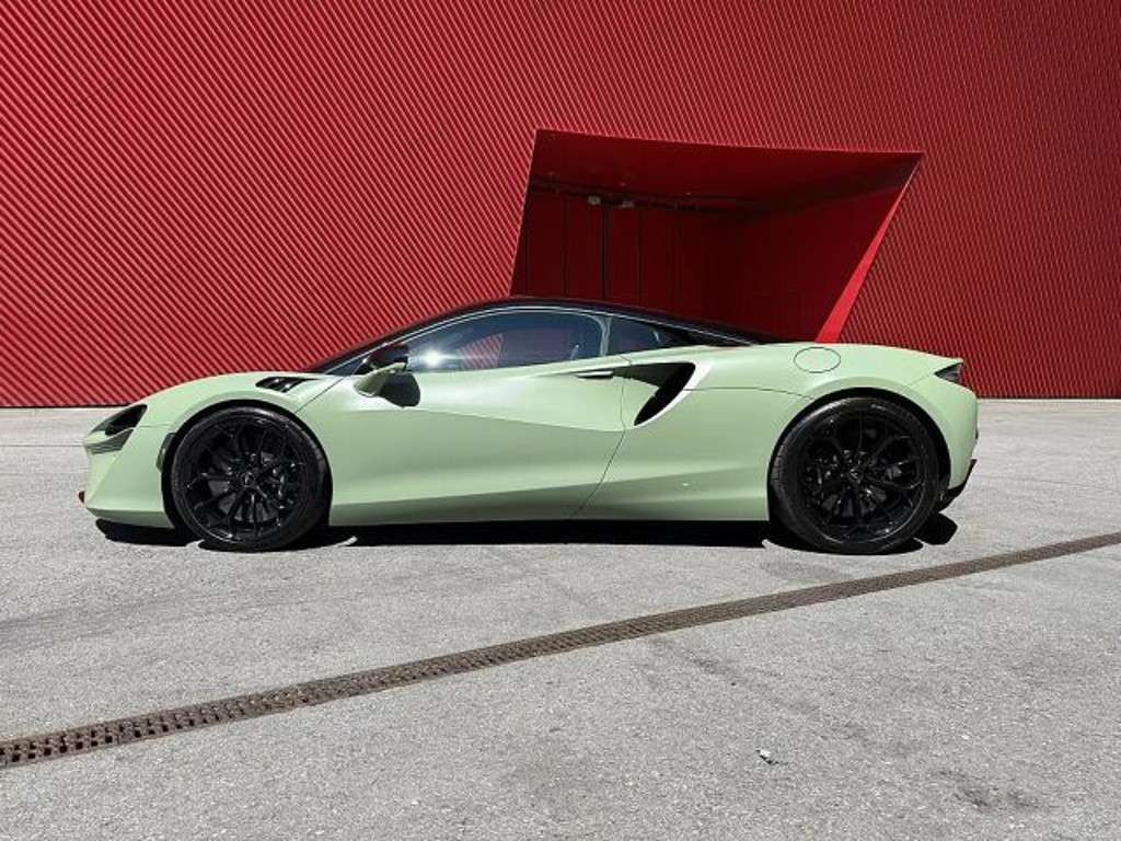 McLaren Artura