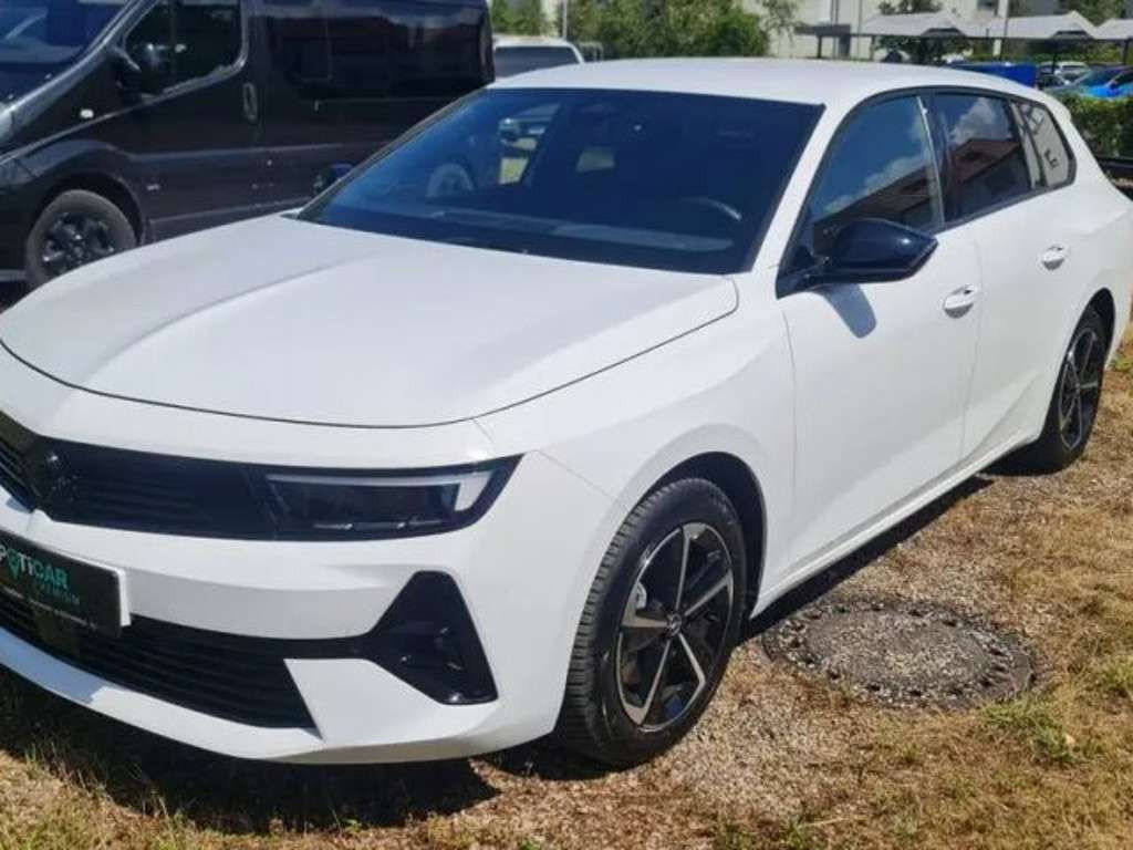 Opel Astra 2024 Benzine