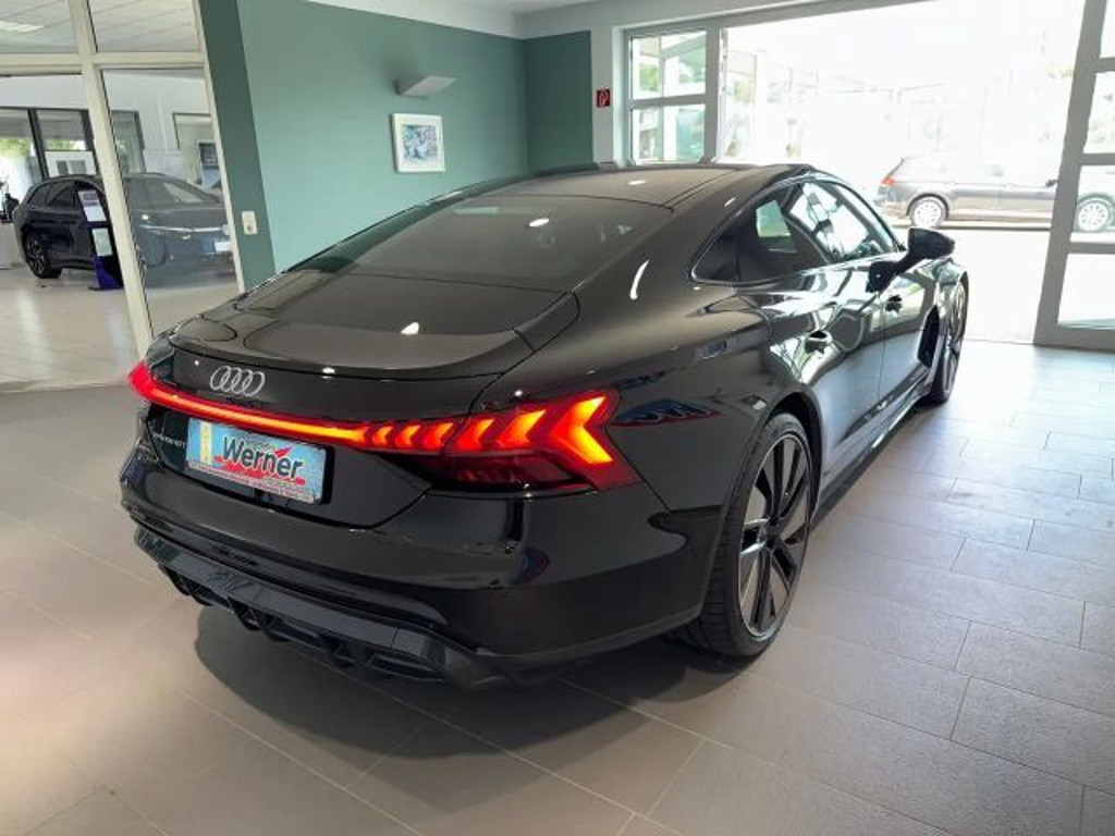 Audi e-tron GT