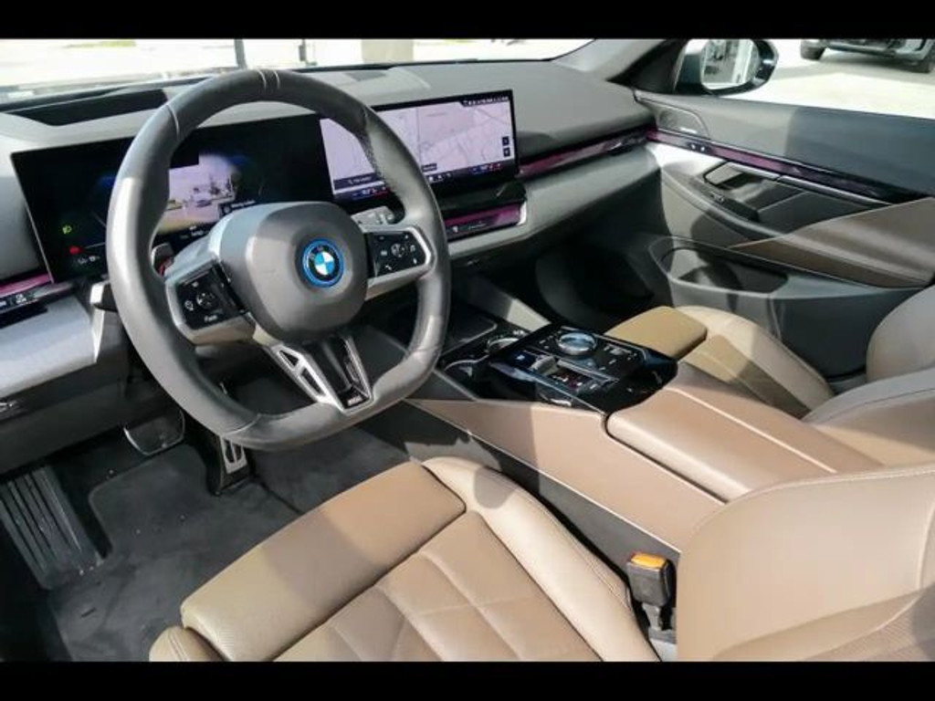 BMW i5