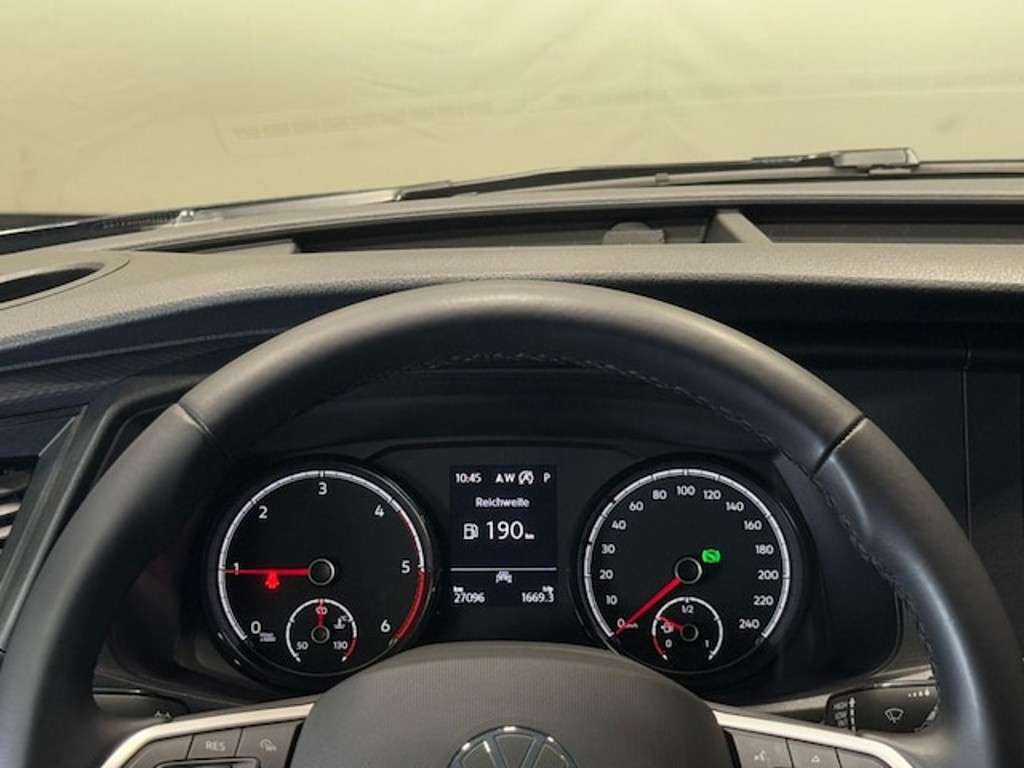 Volkswagen Caravelle