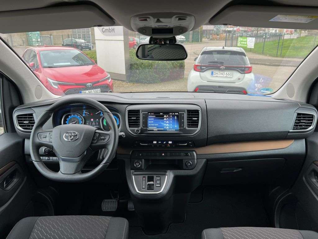 Toyota Proace Verso EV