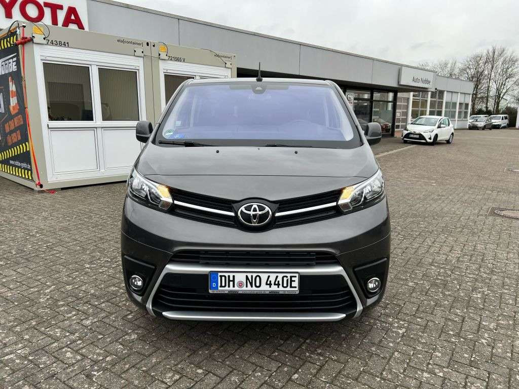 Toyota Proace Verso EV