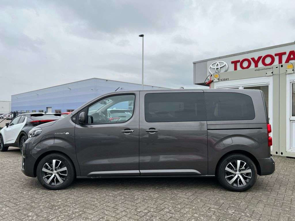 Toyota Proace Verso EV