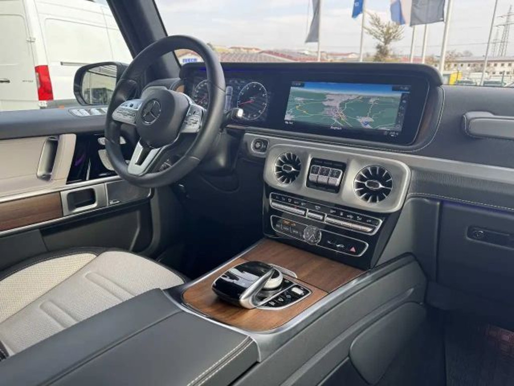 Mercedes-Benz G-Klasse