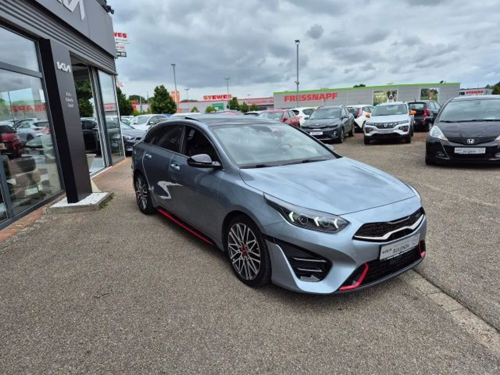 Kia ProCeed
