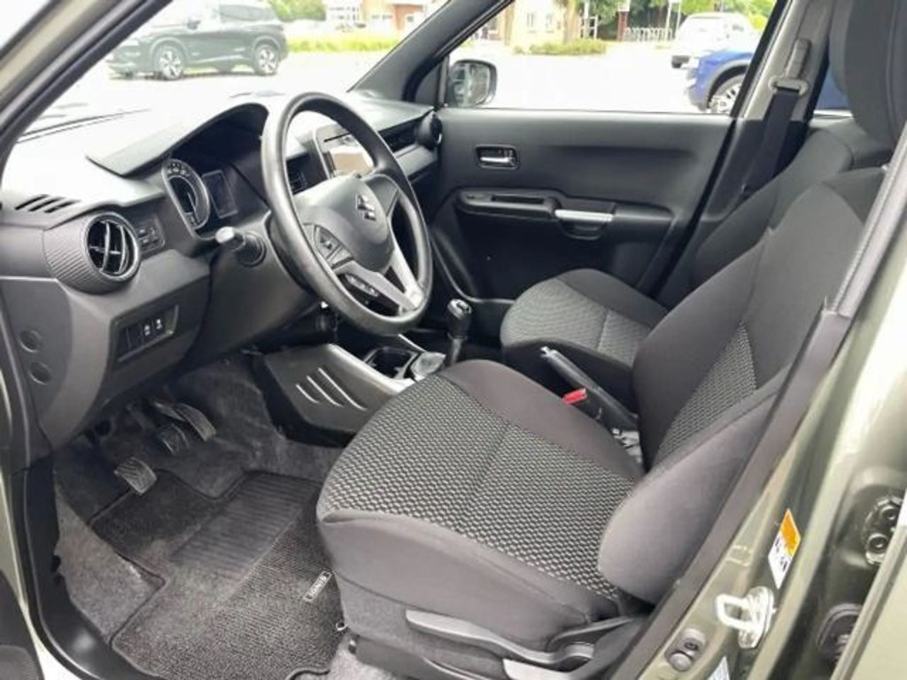 Suzuki Ignis