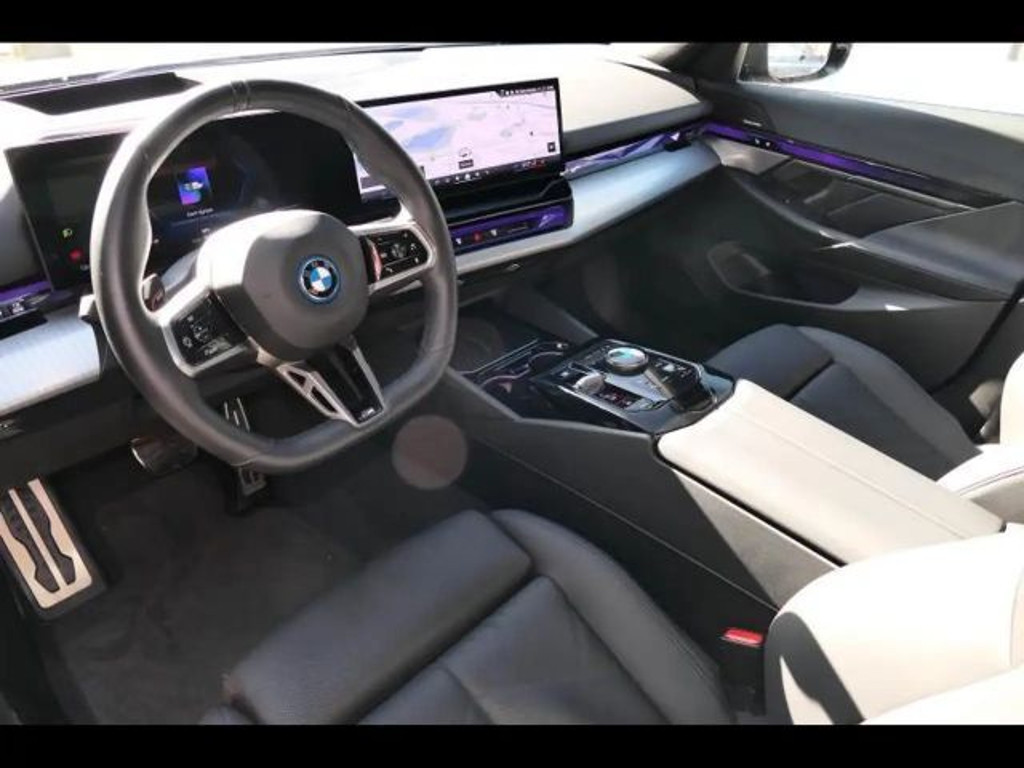 BMW i5