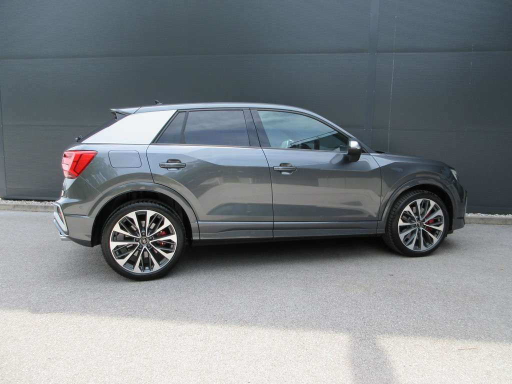 Audi SQ2