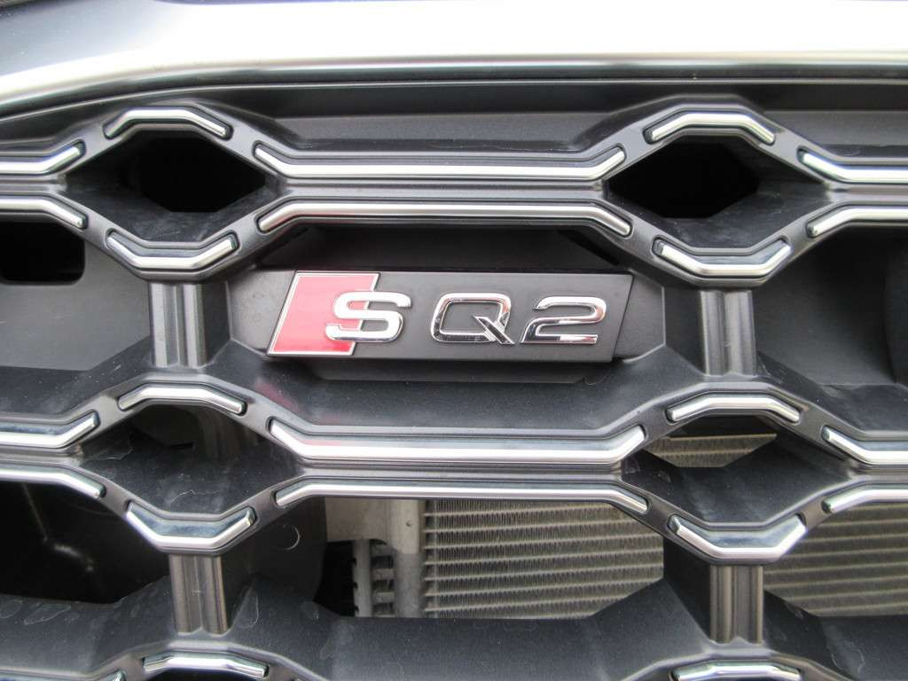 Audi SQ2