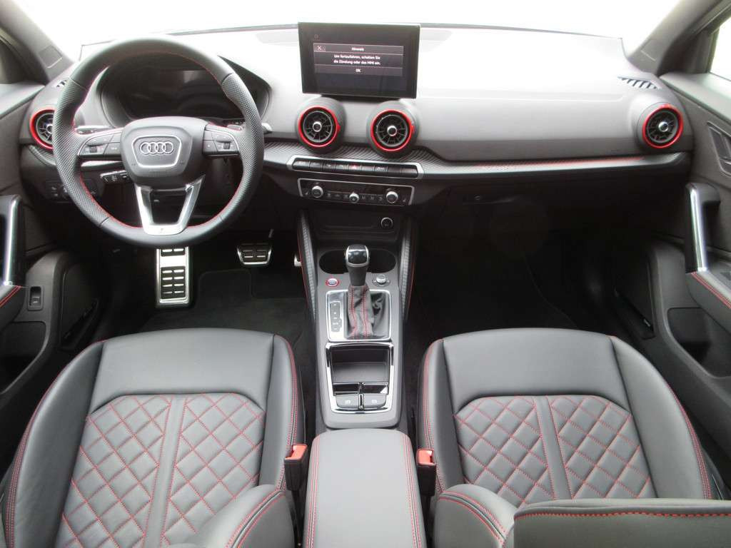 Audi SQ2