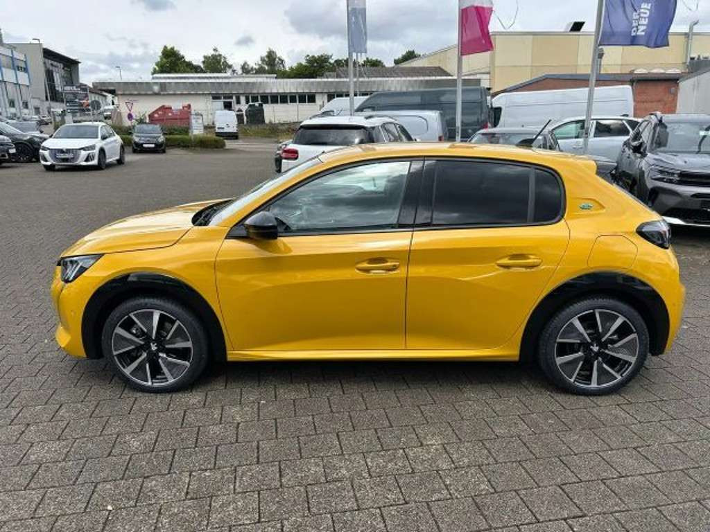 Peugeot e-208