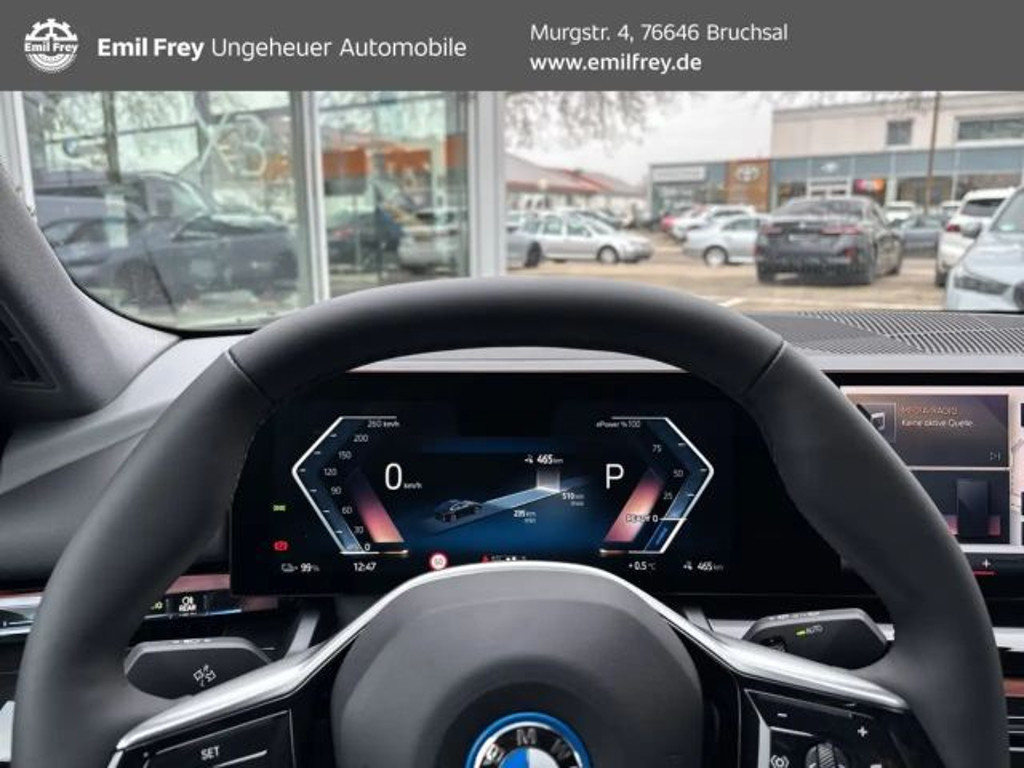 BMW i5