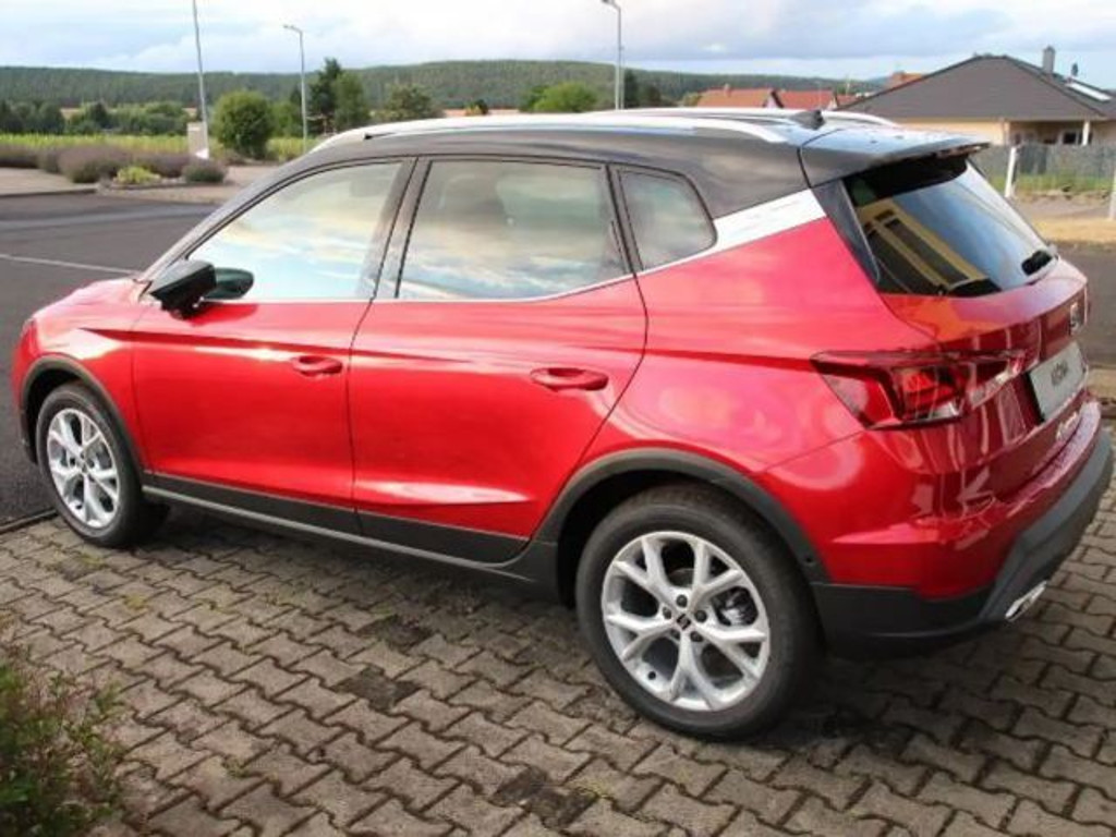 Seat Arona