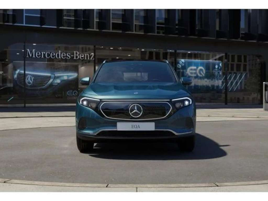 Mercedes-Benz EQA