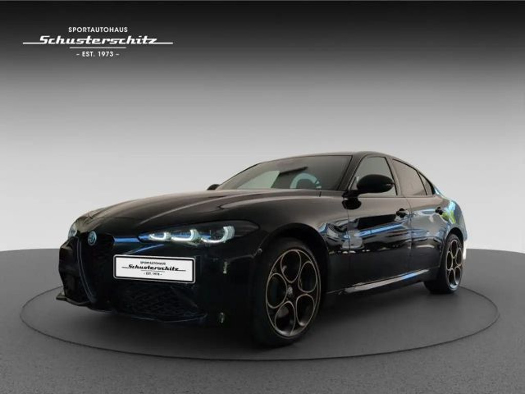 Alfa Romeo Giulia 2025 Benzine