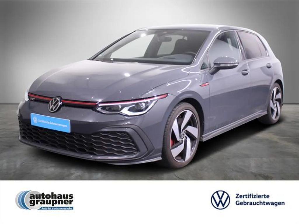Volkswagen Golf 2022 Benzine