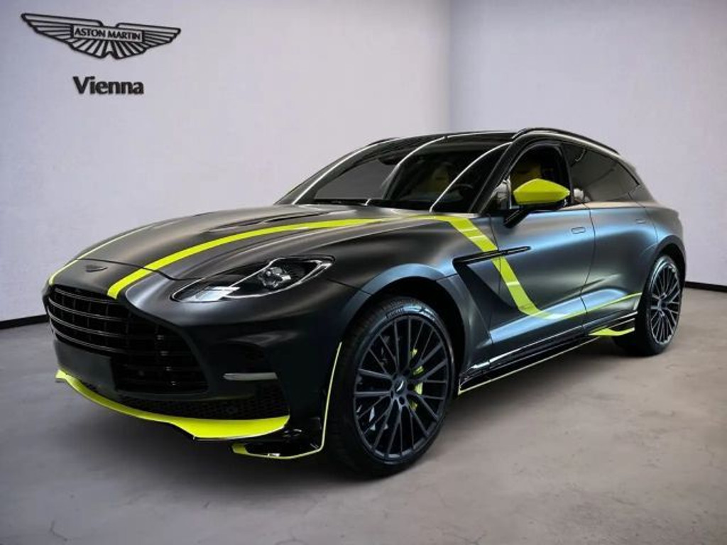 Aston Martin DBX 2023 Benzine