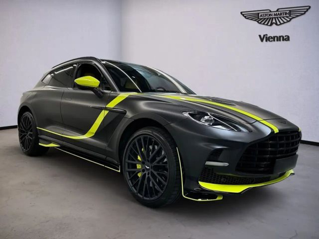 Aston Martin DBX