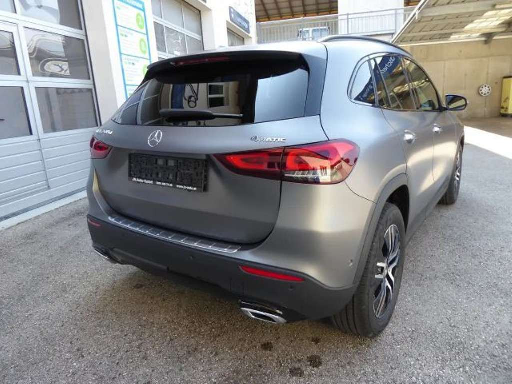 Mercedes-Benz GLA-Klasse