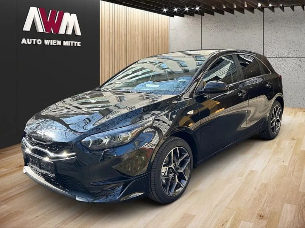 Kia Ceed 2025 Benzine