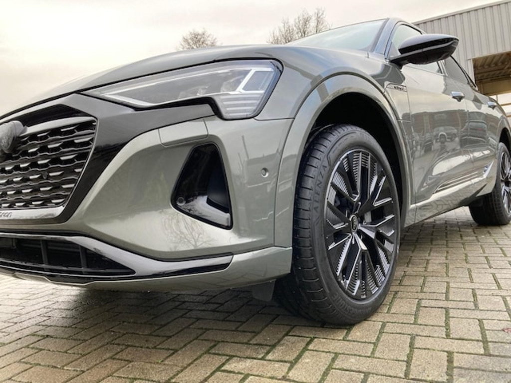 Audi Q8 e-tron