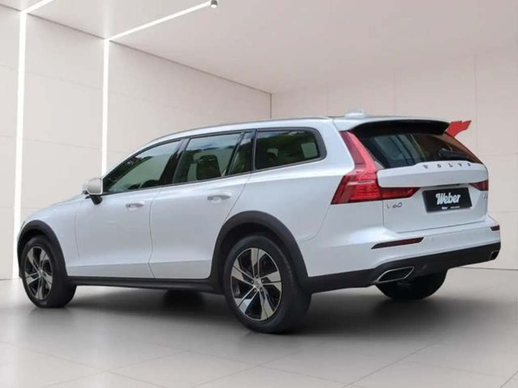 Volvo V60 Cross Country