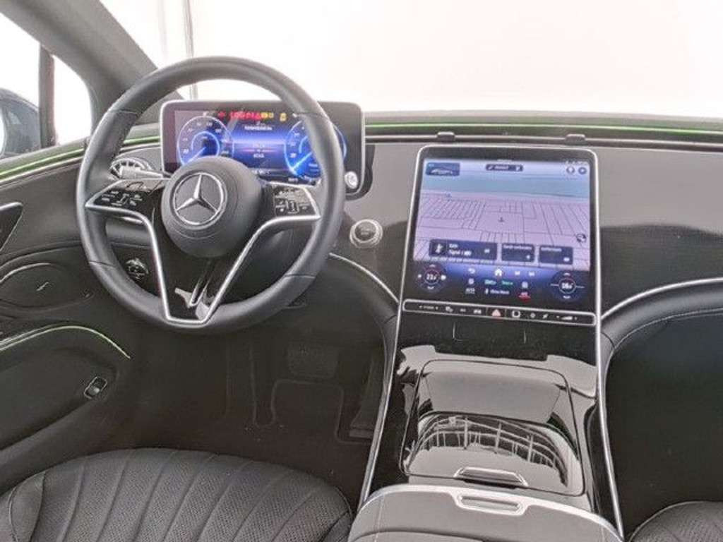 Mercedes-Benz EQS