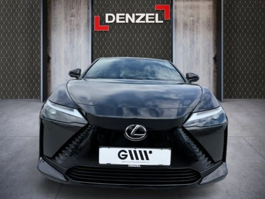 Lexus RZ