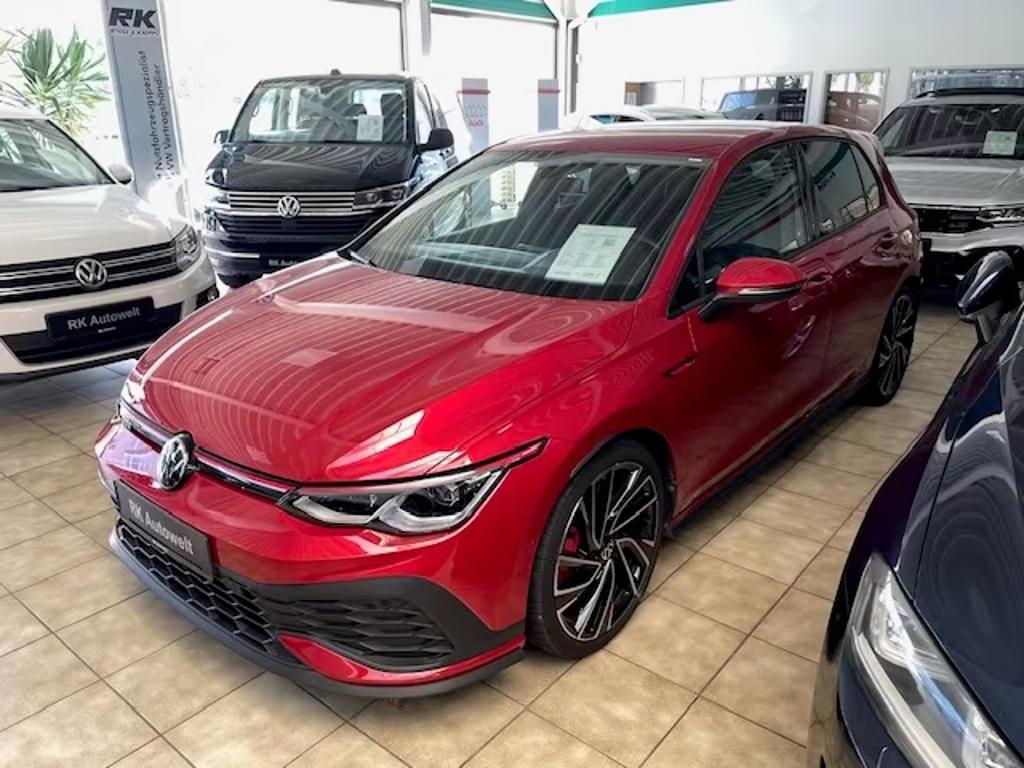 Volkswagen Golf 2023 Benzine