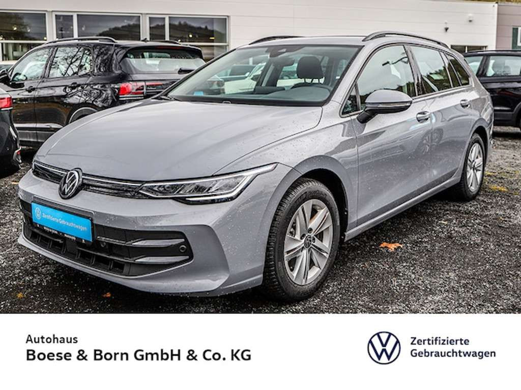 Volkswagen Golf 2024 Benzine