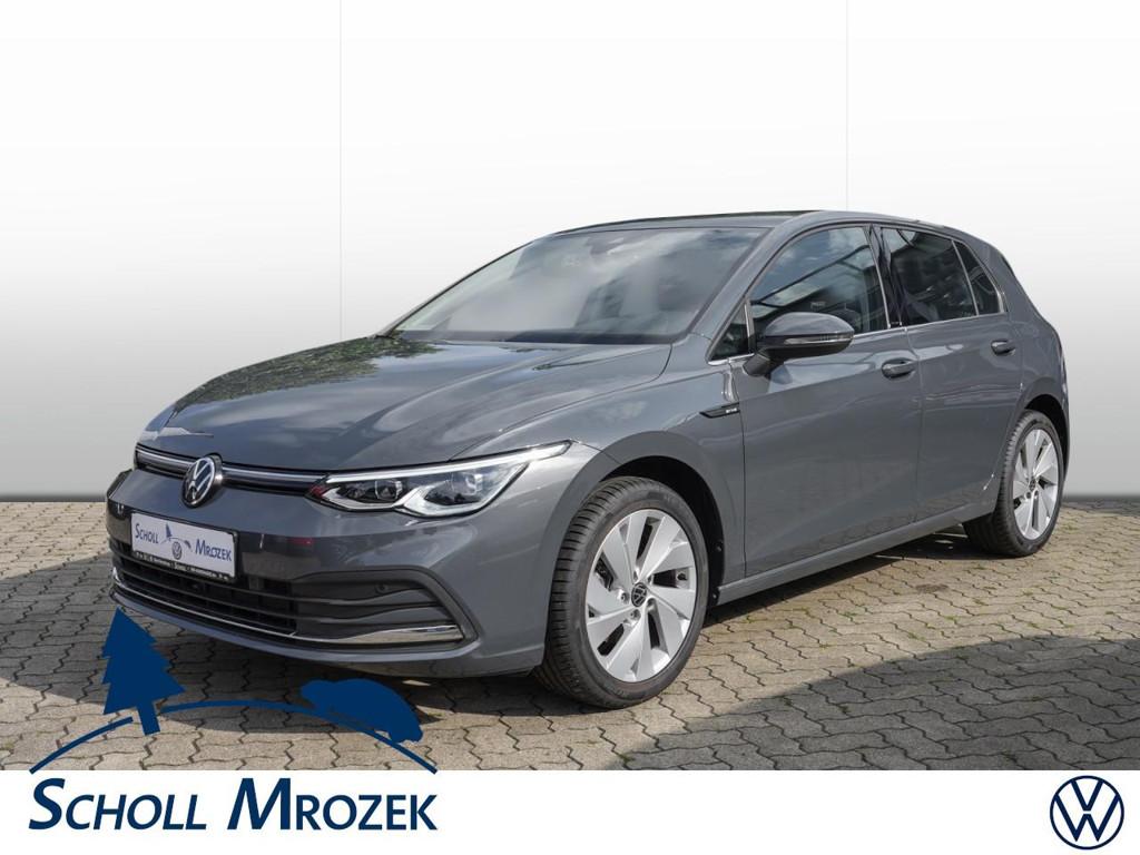 Volkswagen Golf 2023 Benzine
