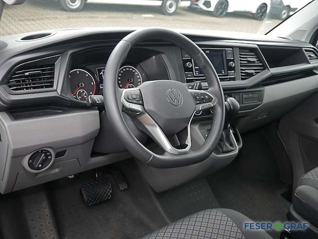 Volkswagen Caravelle