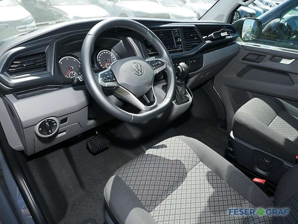 Volkswagen Caravelle