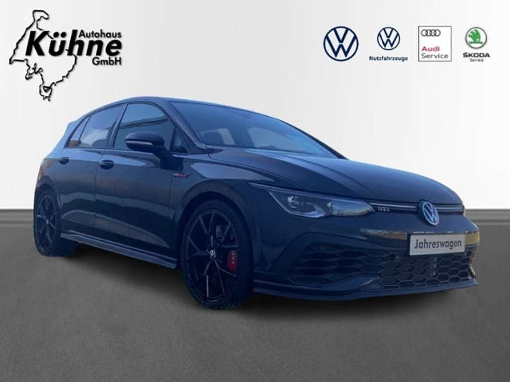 Volkswagen Golf 2024 Benzine