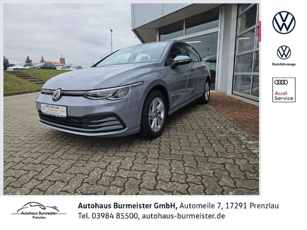 Volkswagen Golf 2023 Benzine
