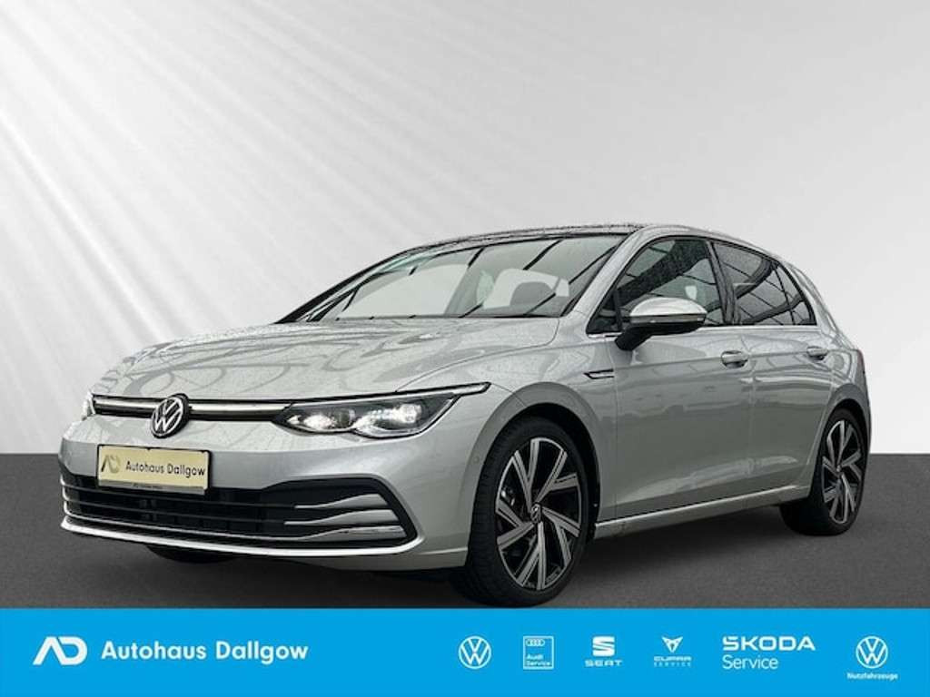 Volkswagen Golf 2023 Benzine