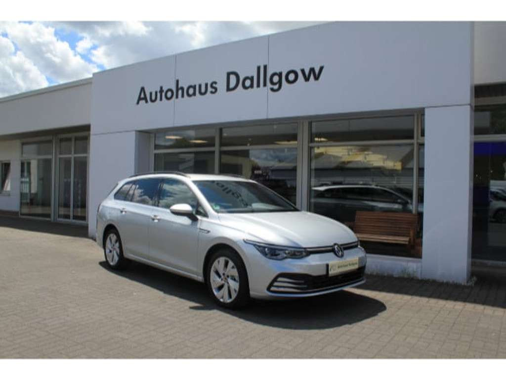 Volkswagen Golf 2024 Benzine