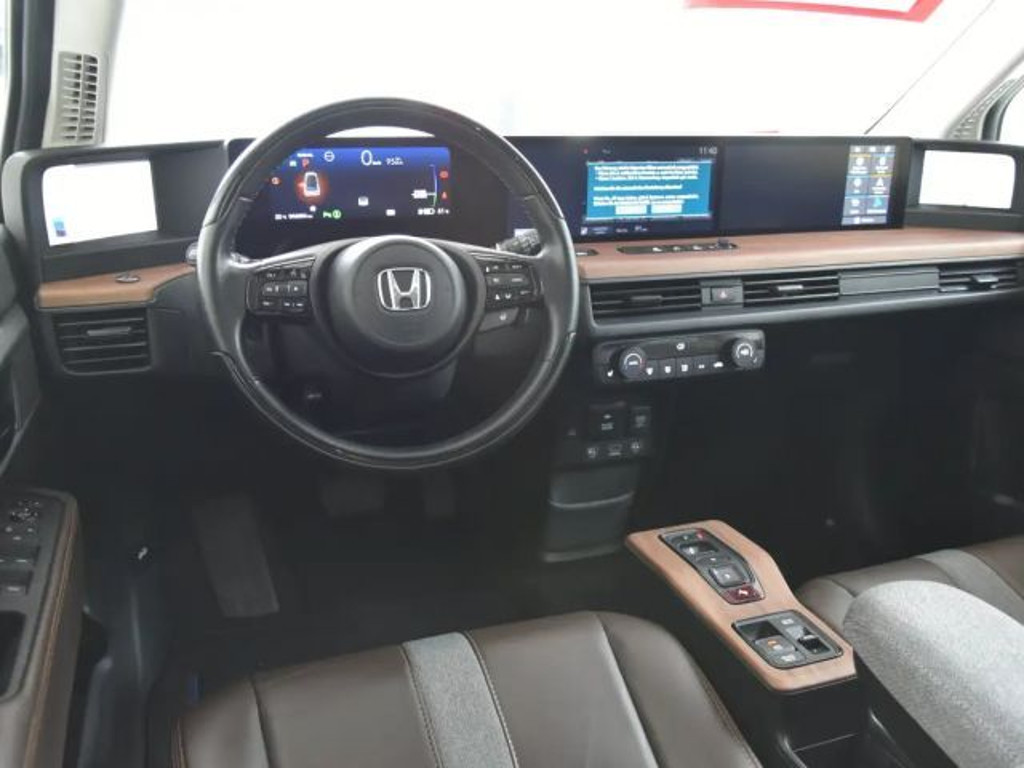 Honda e