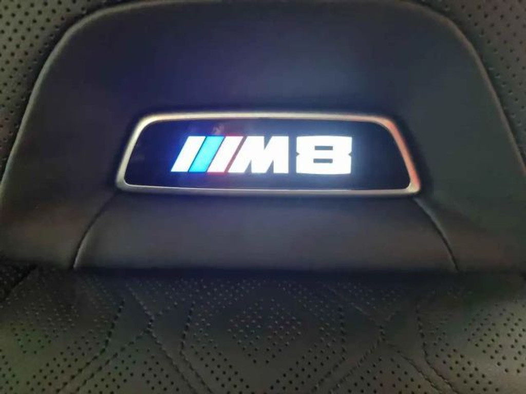 BMW M8