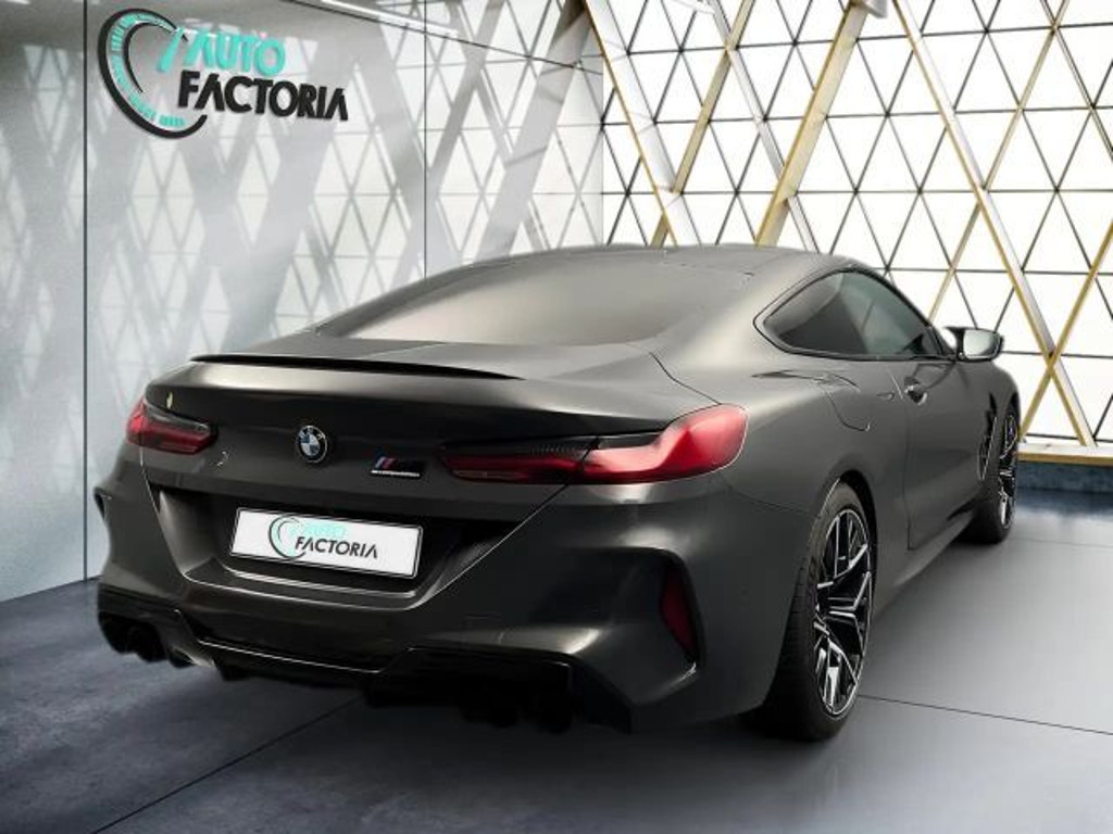 BMW M8
