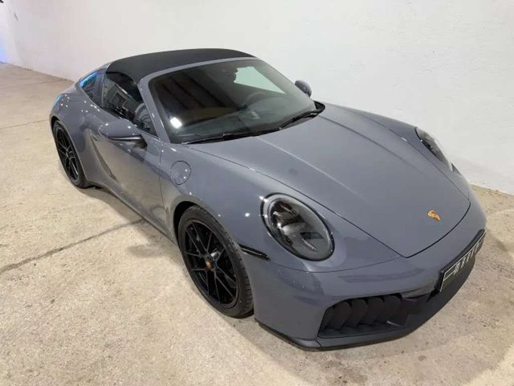 Porsche 992