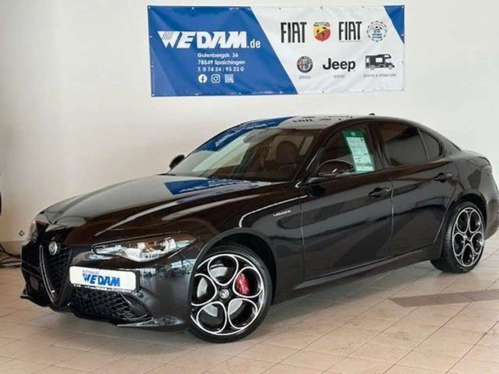 Alfa Romeo Giulia 2023 Benzine