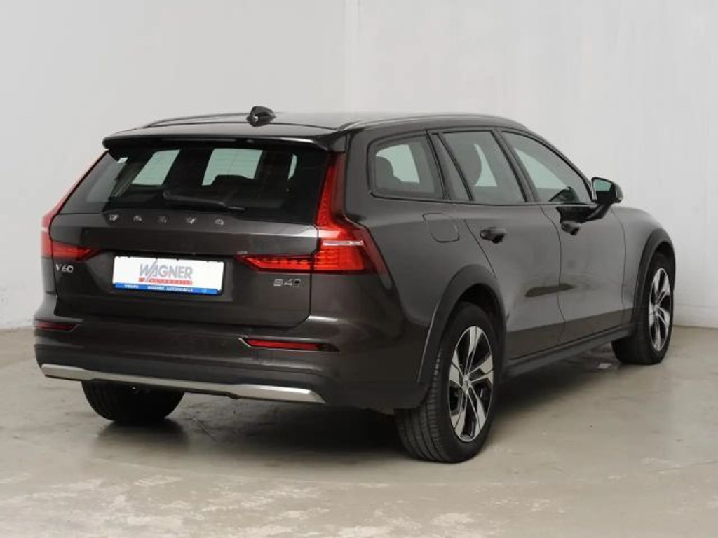 Volvo V60 Cross Country
