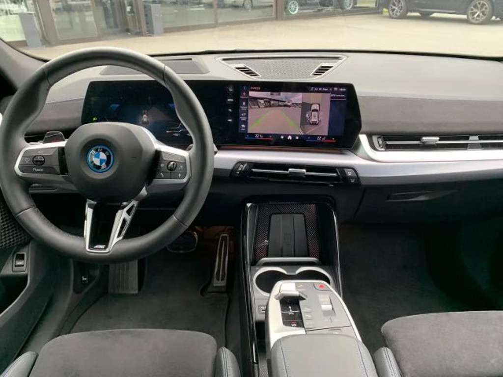 BMW iX2