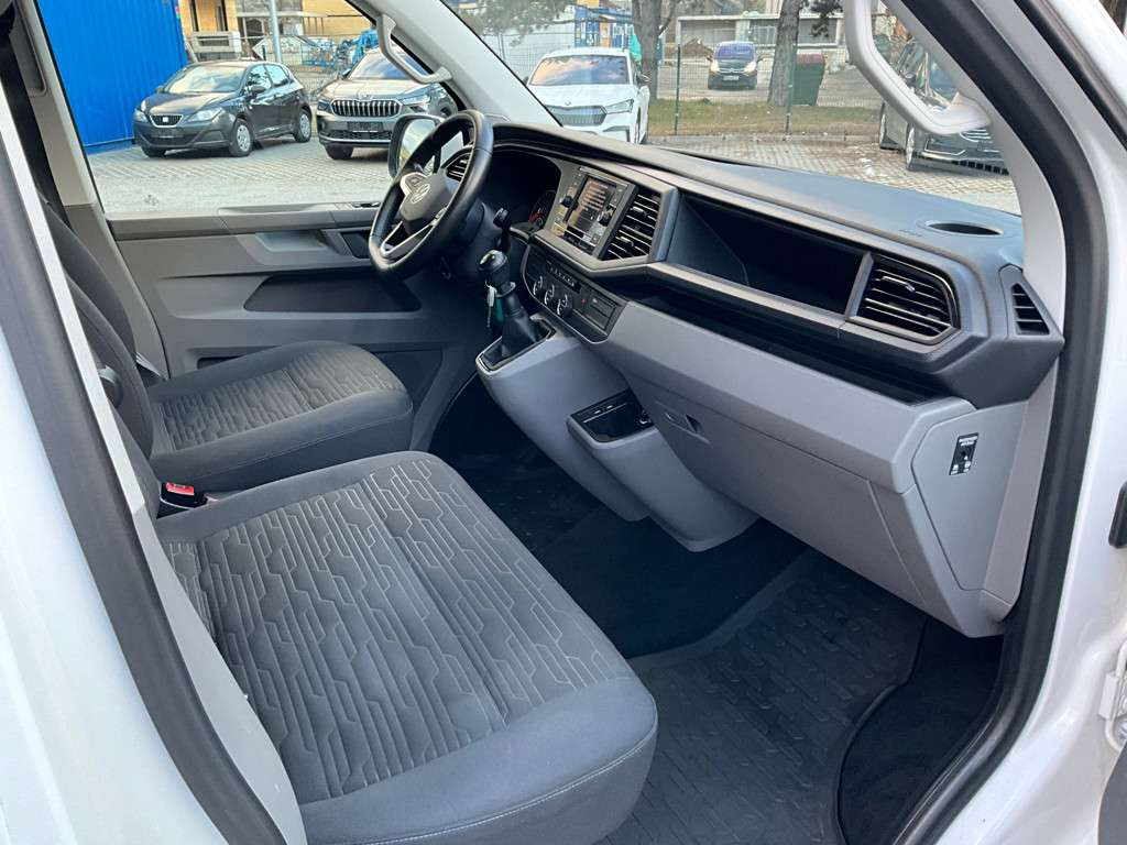 Volkswagen Caravelle