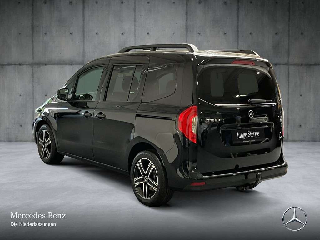 Mercedes-Benz T 180