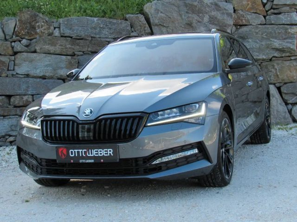 Skoda Superb 2023 Benzine